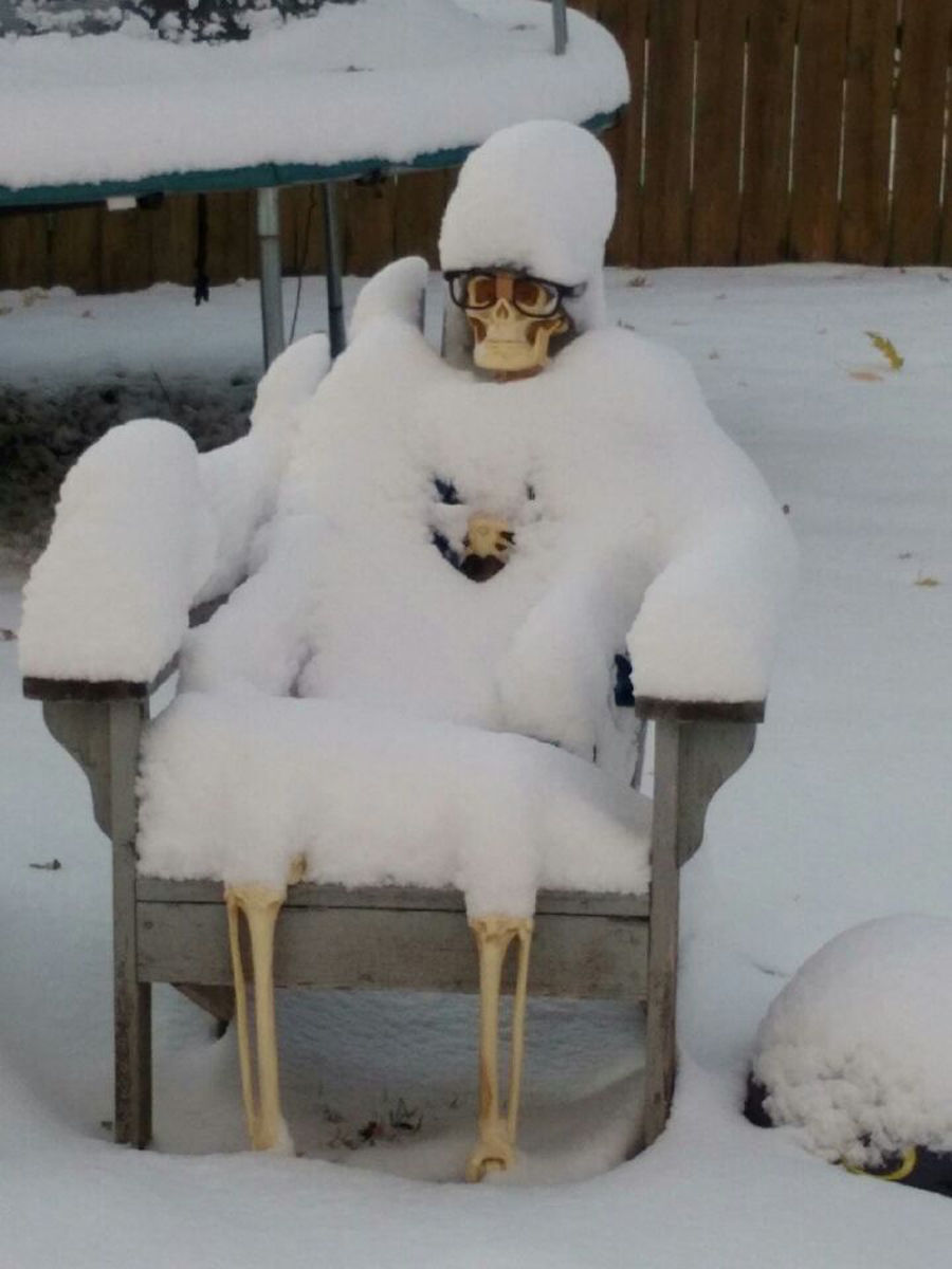 halloween snow
